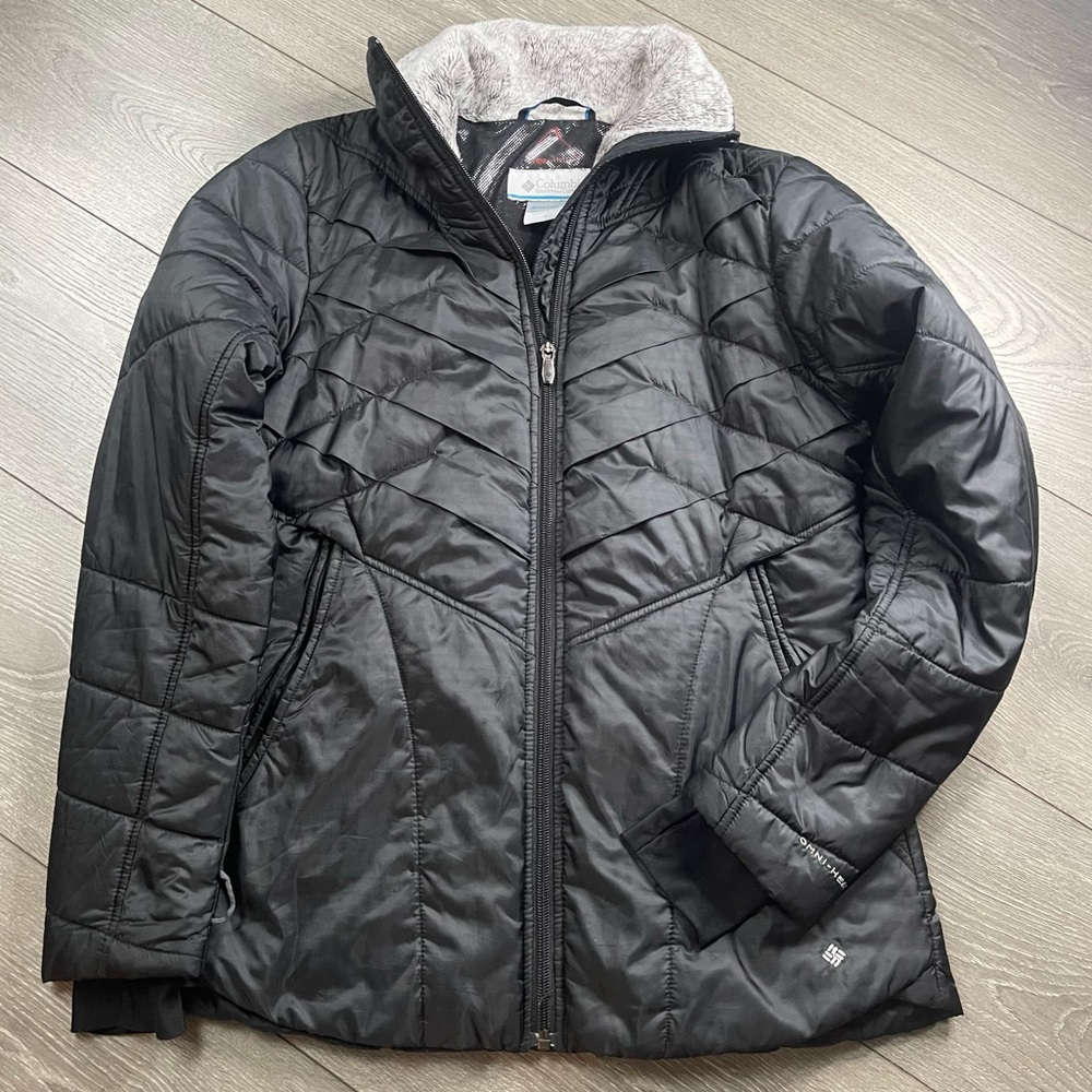 Columbia jacket size small